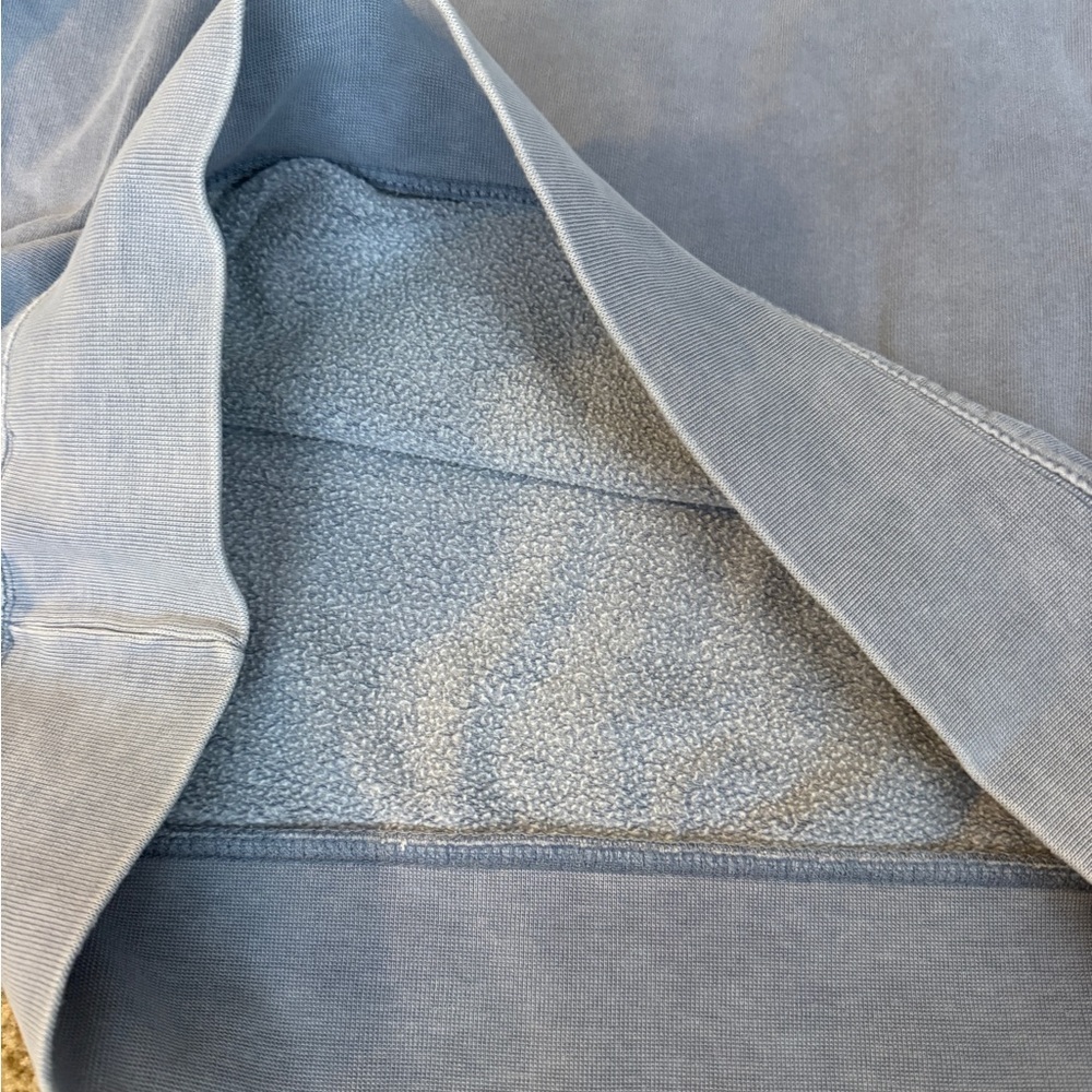 American Eagle Outfitters Light Blue Crewneck Sweater - Picture 7 of 7